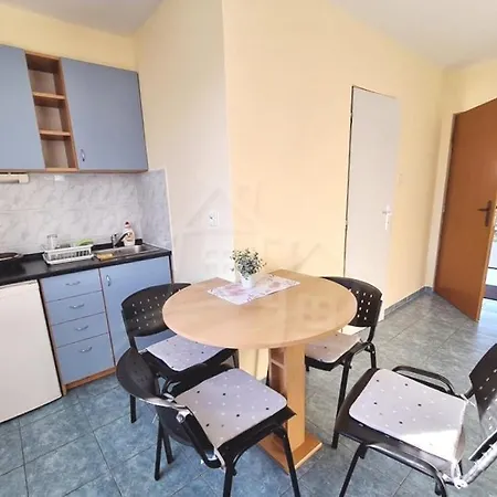 Apartment Silver